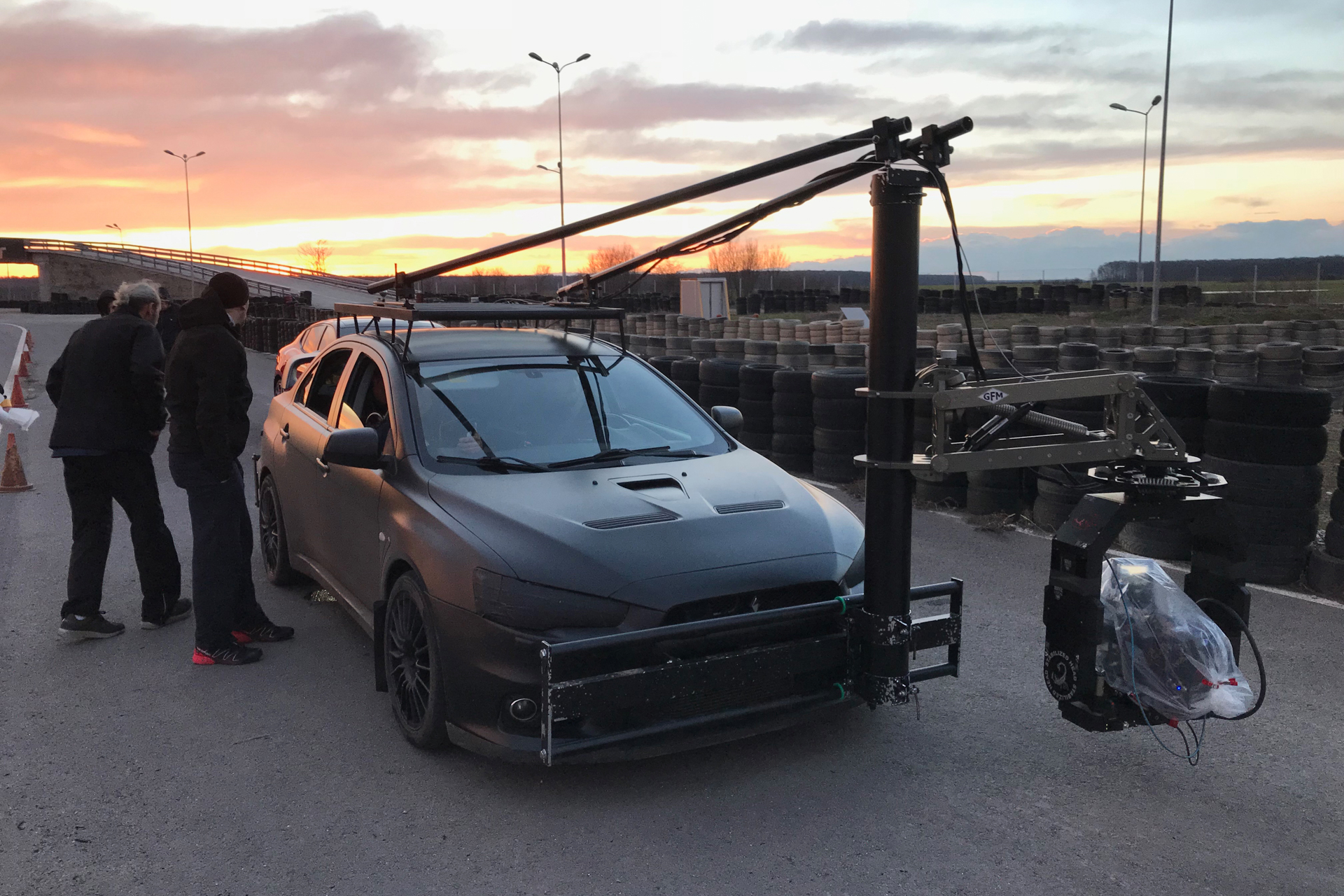 https://www.test.readyonset.com/wp-content/uploads/2023/11/Camera-car-with-mounted-post-19.jpg