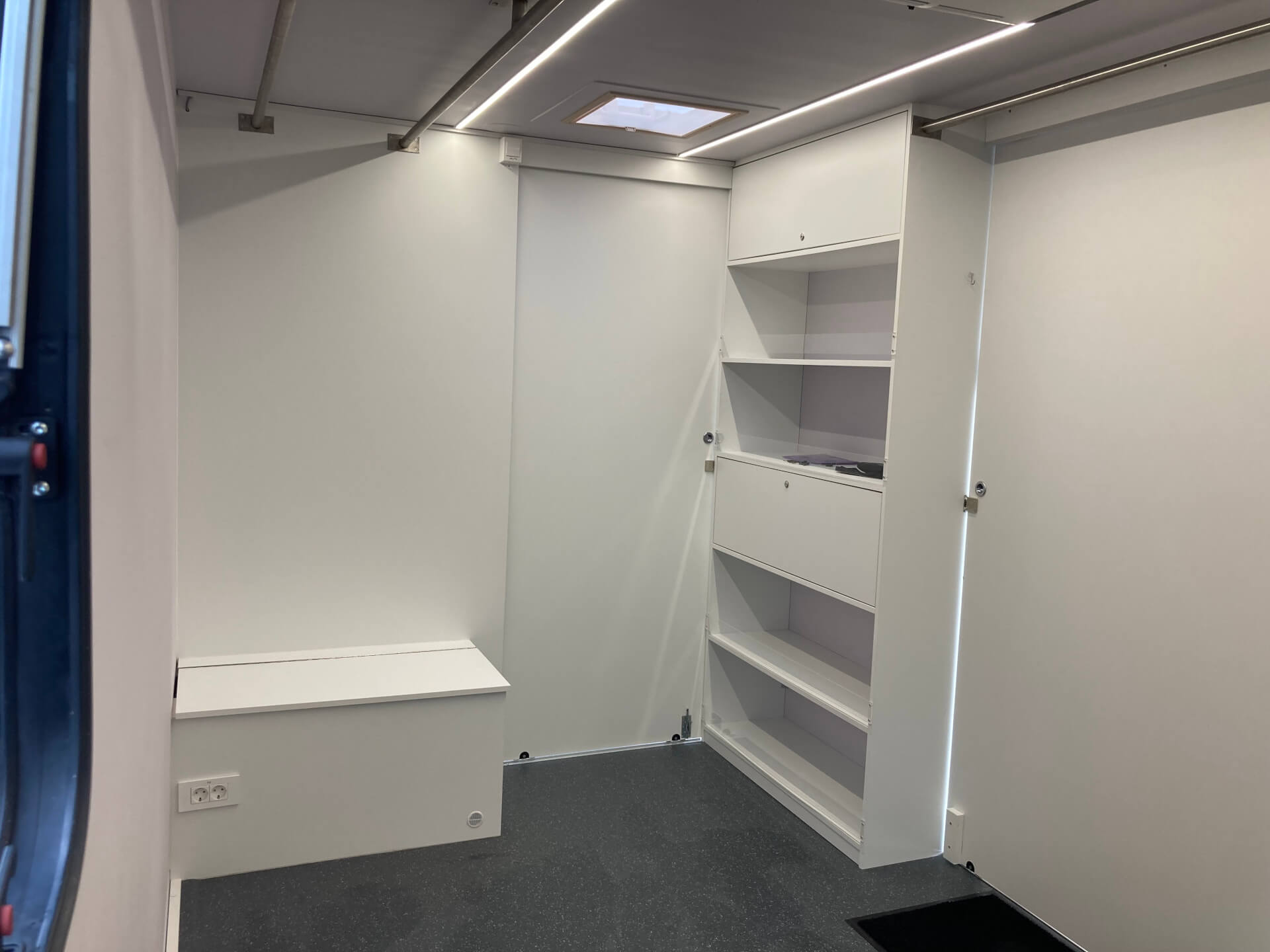 https://www.test.readyonset.com/wp-content/uploads/2023/11/MUP-Trailer_interior2-1.jpg