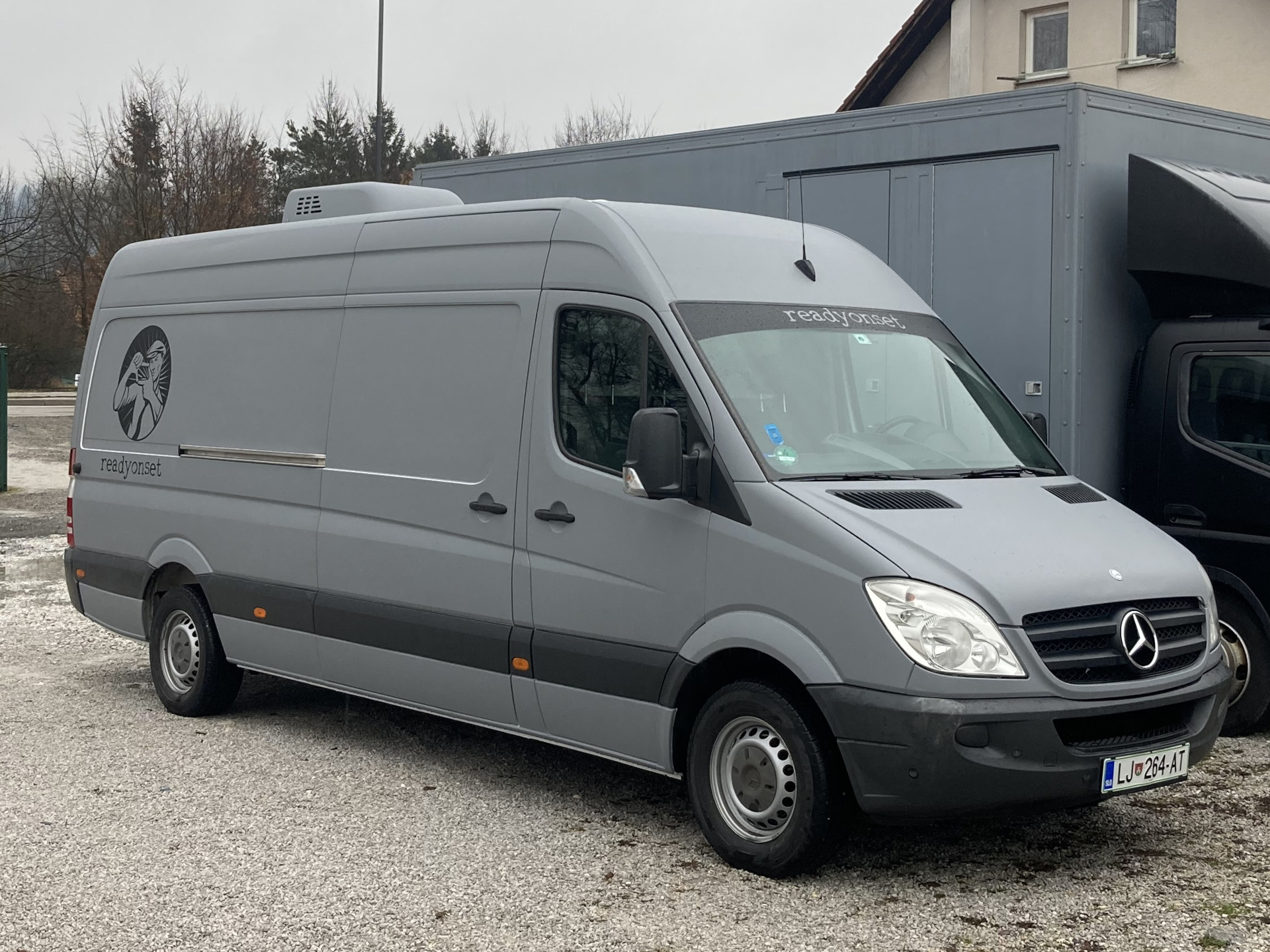 Makeup Van
